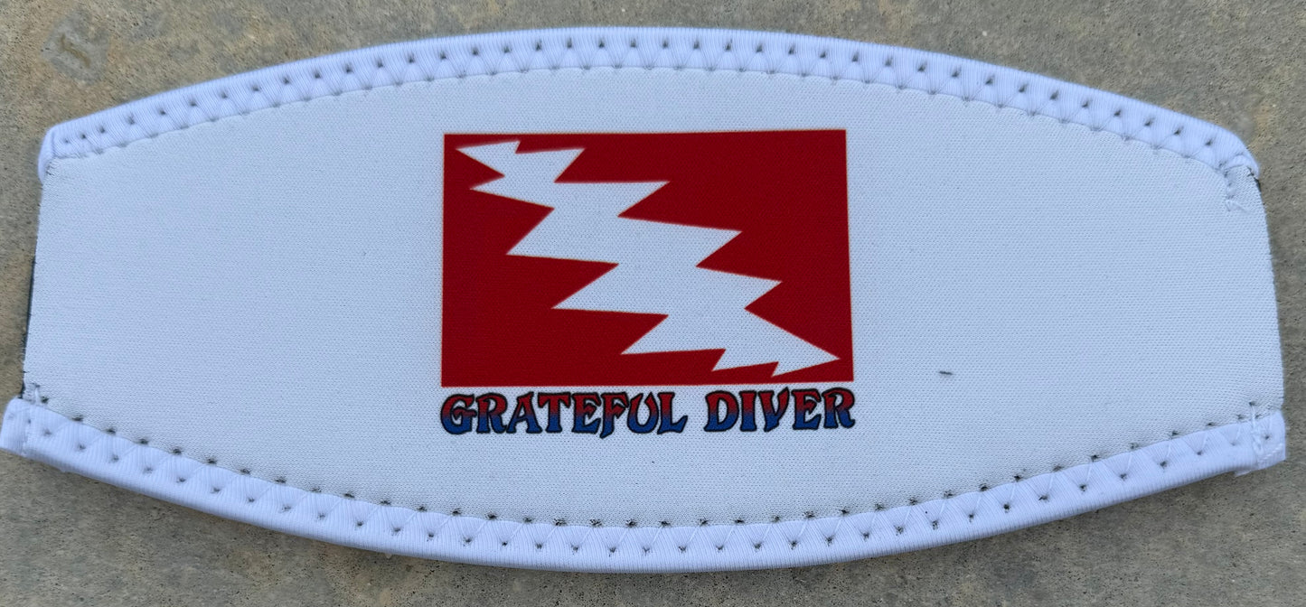 Grateful Diver Reversible Mask Strap Cover